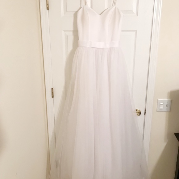 Wedding Dress Size 6/8 - Picture 2 of 3